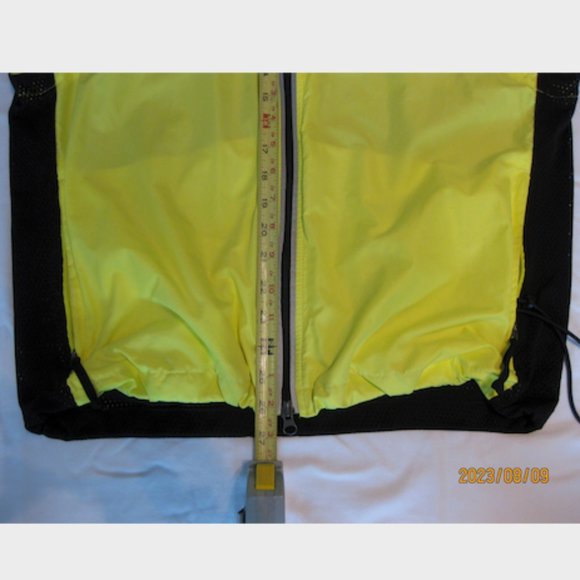 NIKE Running 'Gilet' Vest - M Solar Yellow (Like NEW!!!) 'Unisex' - Picture 9 of 16